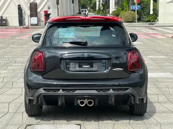 MINI JCW 2022