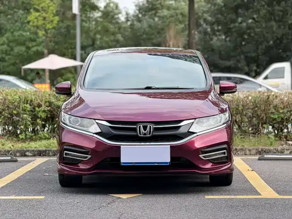 Honda Jade 2017