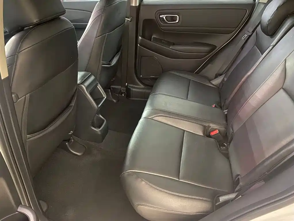 Honda Vezel 2023 — фото 16