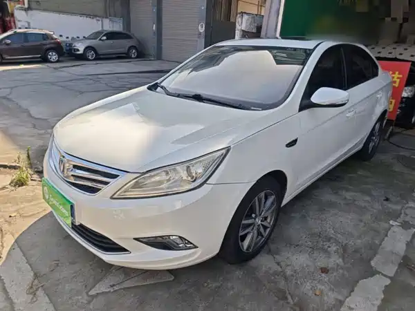 Changan Eado 2015