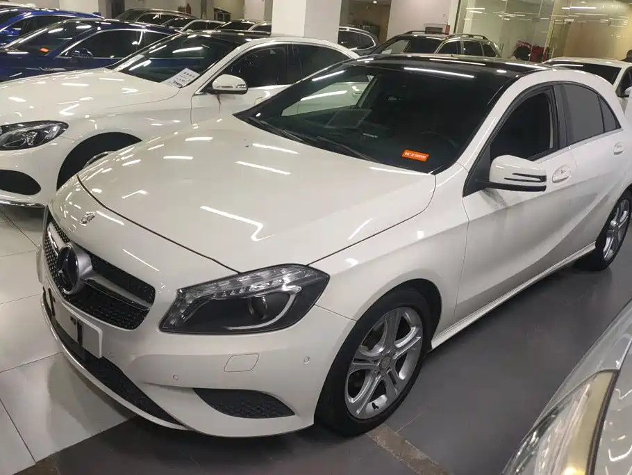 Mercedes-Benz A-Class 2015