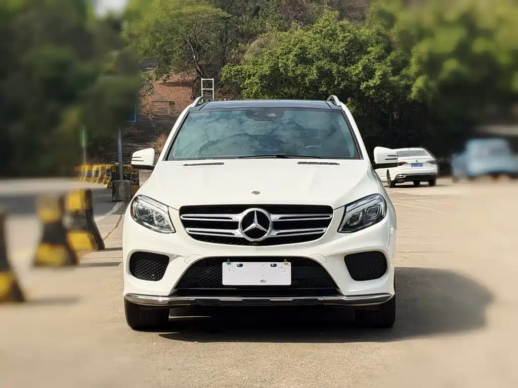 Mercedes-Benz GLE 2018 — фото 2