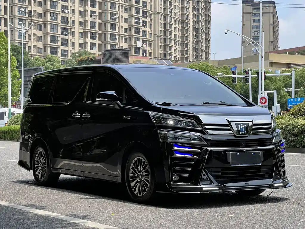 Toyota Vellfire 2021 — фото 3