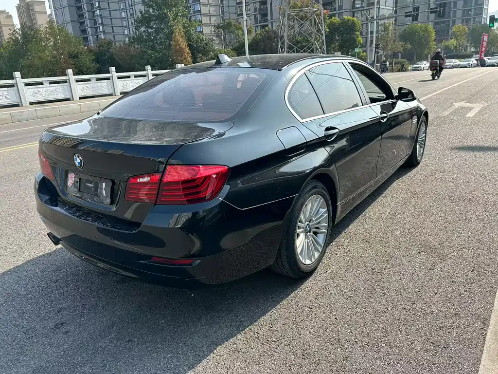 BMW 5 Series 2016 — фото 4