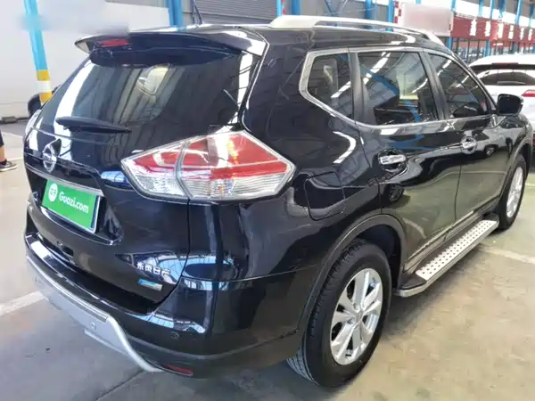 Nissan X-Trail 2014