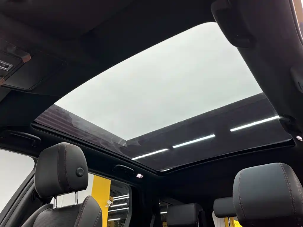 Land Rover Discovery Sport 2021 — фото 19
