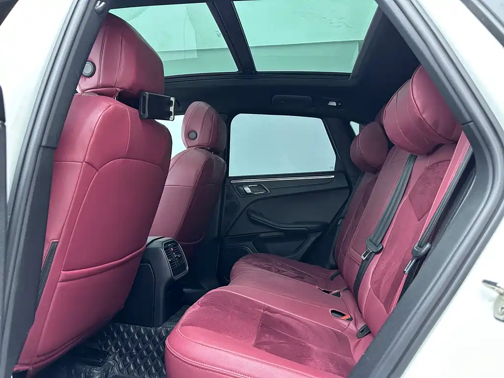 Porsche Macan 2015 — фото 18