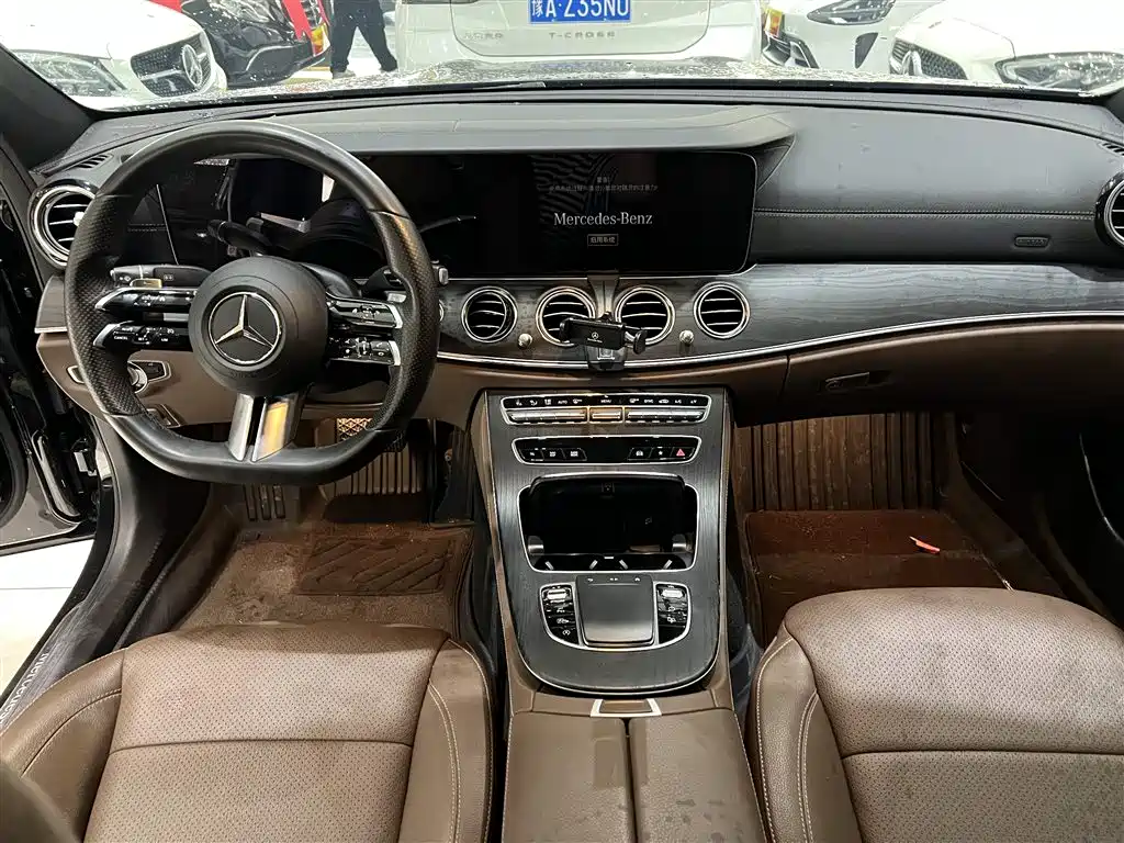 Mercedes-Benz E-Class 2021 — фото 8