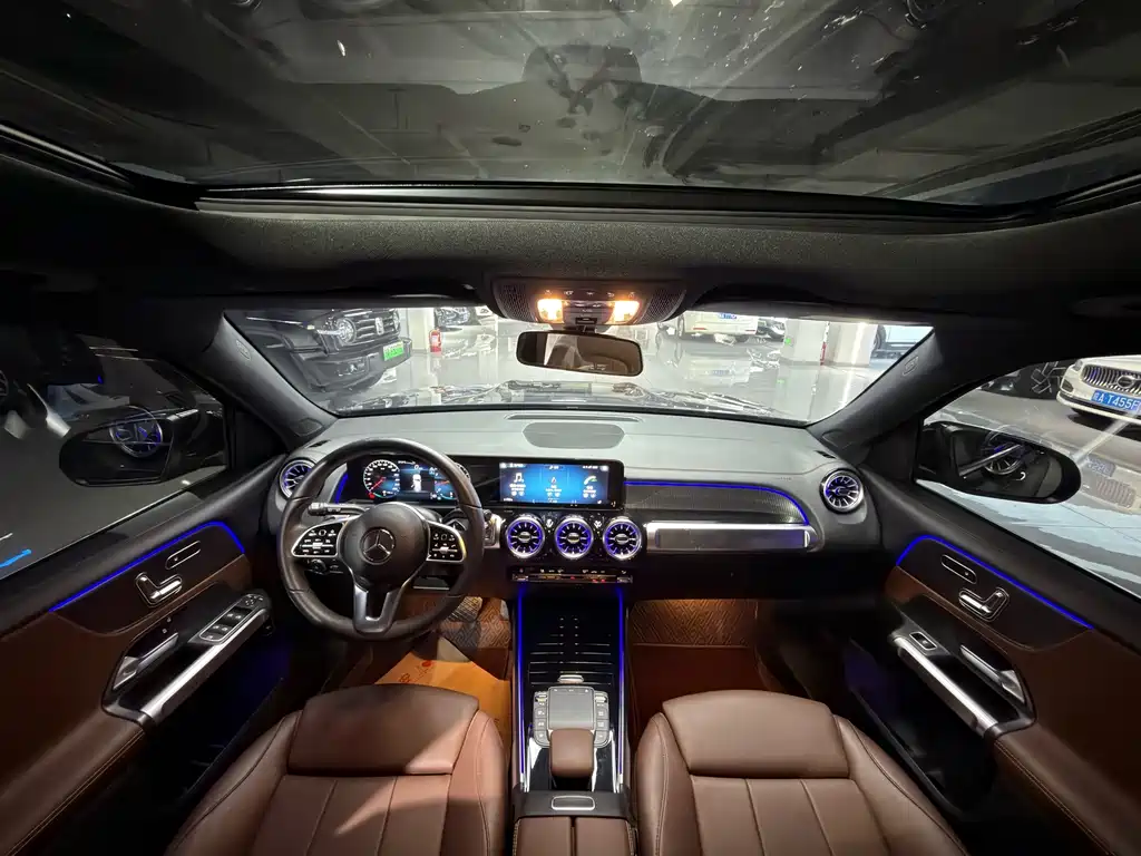 Mercedes-Benz GLB 2023 — фото 10