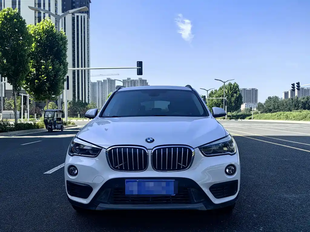 BMW X1 2017 — фото 2