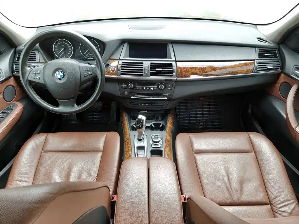 BMW X5 2011 — фото 17