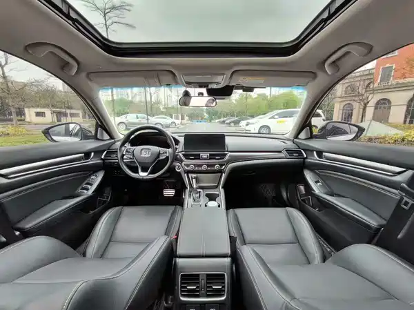Honda Accord 2023