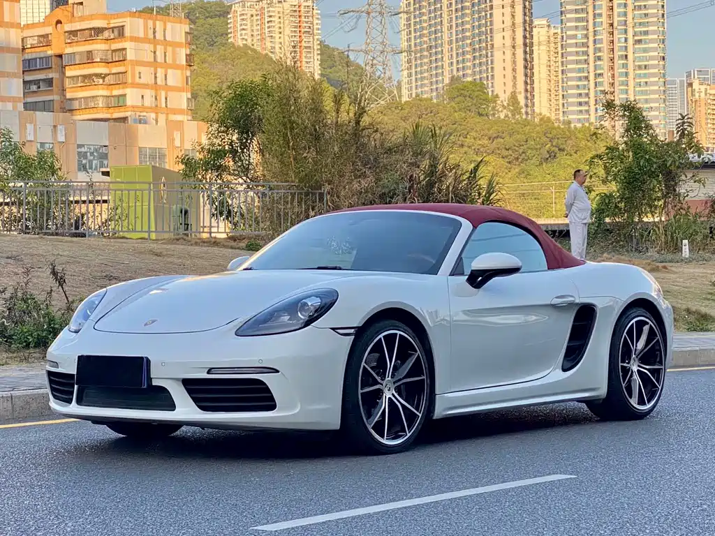 Porsche 718 2018 — фото 1