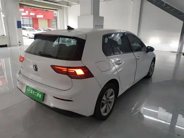 Volkswagen Golf 2023