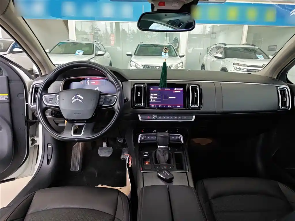 Citroen C6 2018 — фото 10