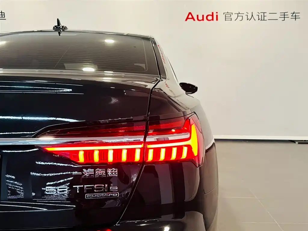 Audi A6L New Energy 2022 — фото 16