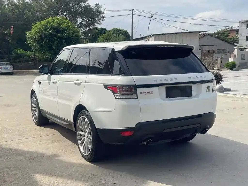 Land Rover Range Rover Sport 2014 — фото 9