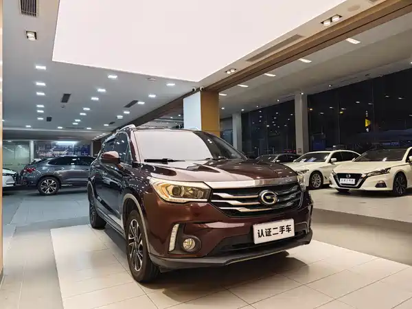 GAC Trumpchi GS4 2015