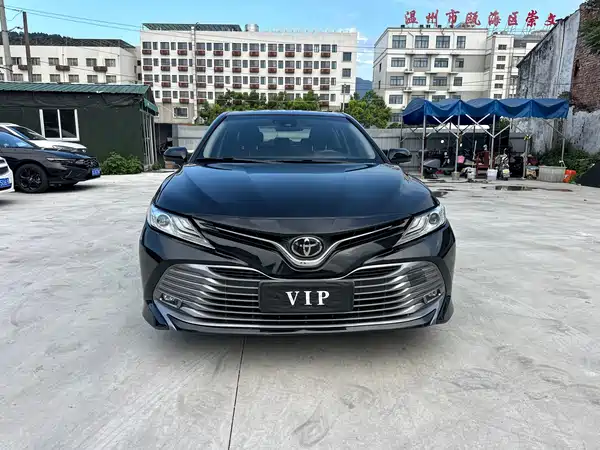 Toyota Camry 2021
