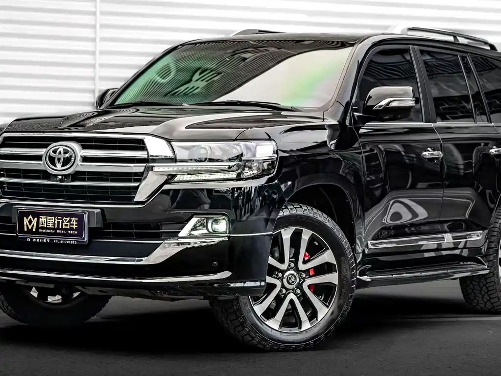 Toyota Land Cruiser 2019 — фото 1