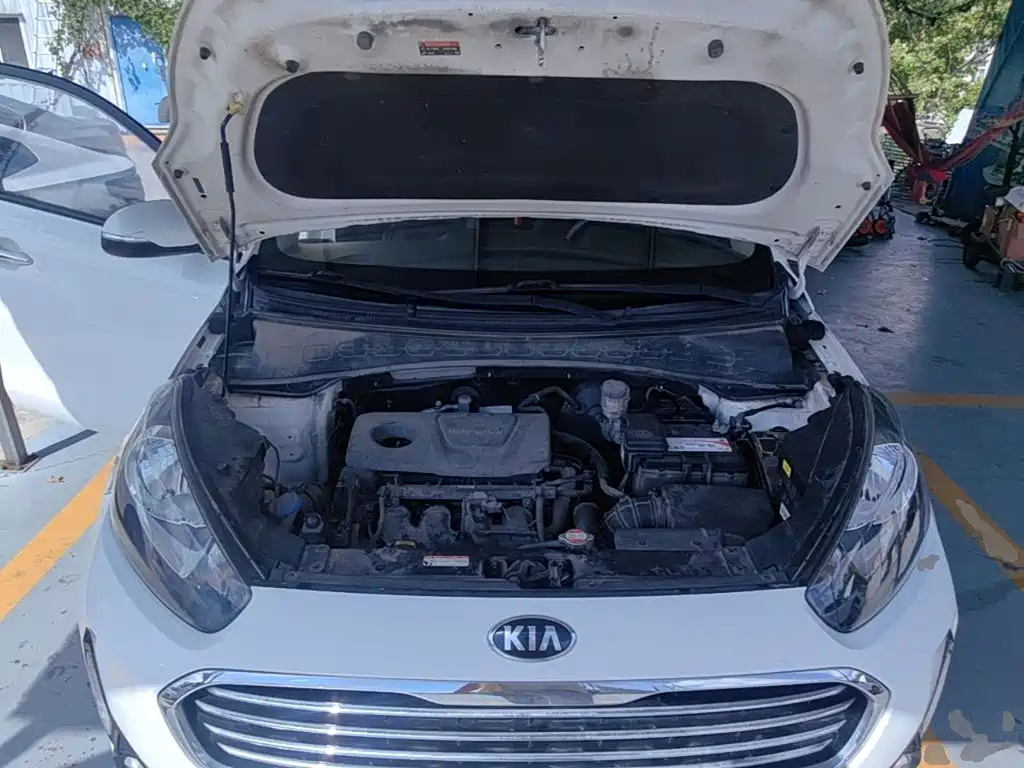 Kia KX3 2017 — фото 20