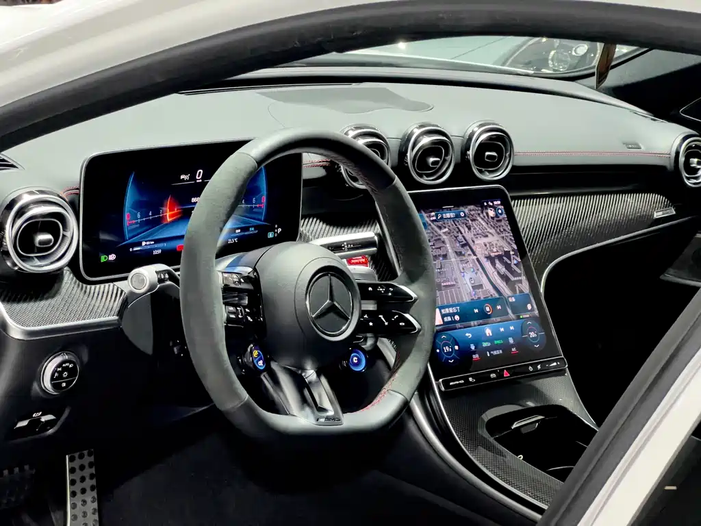 Mercedes-Benz C-Class AMG 2023 — фото 6
