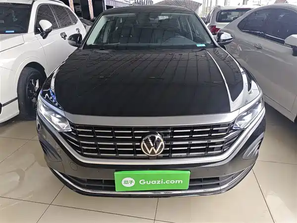 Volkswagen Passat 2025
