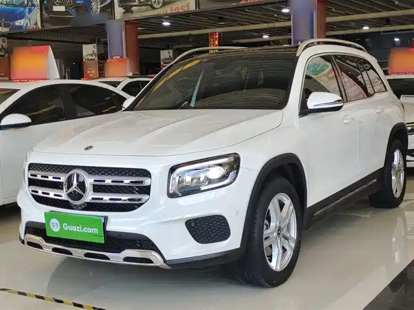 Mercedes-Benz GLB 2023