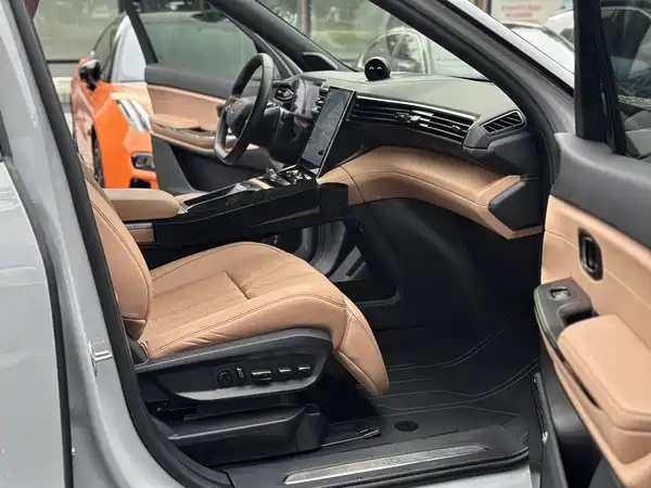 NIO ES8 2020