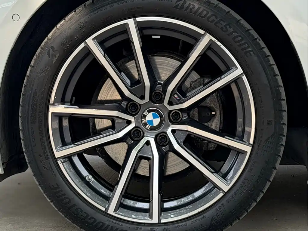 BMW 3 Series 2021 — фото 11