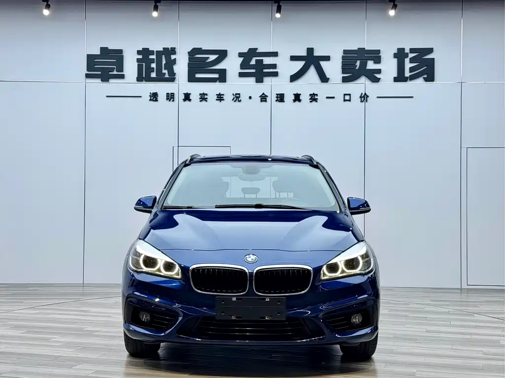 BMW 2 Series Active Tourer 2018 — фото 2