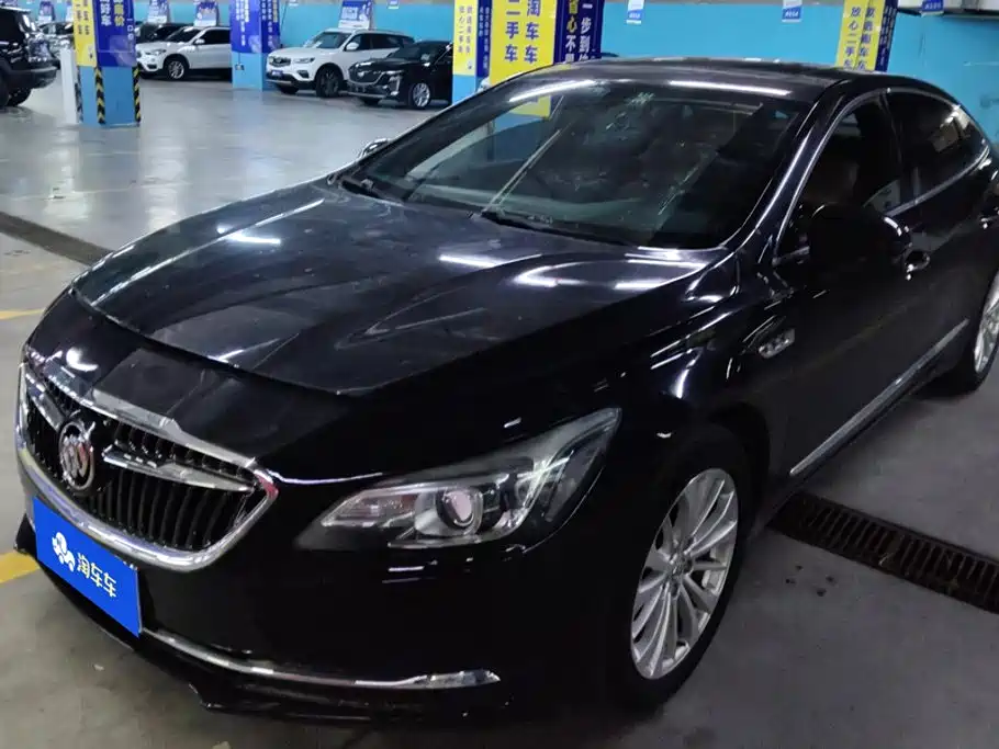 Buick LaCrosse 2017 — фото 1