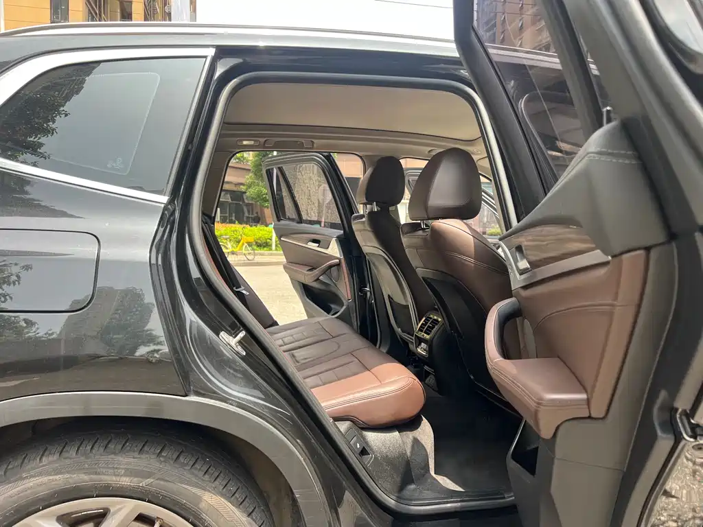 BMW X3 2020 — фото 17
