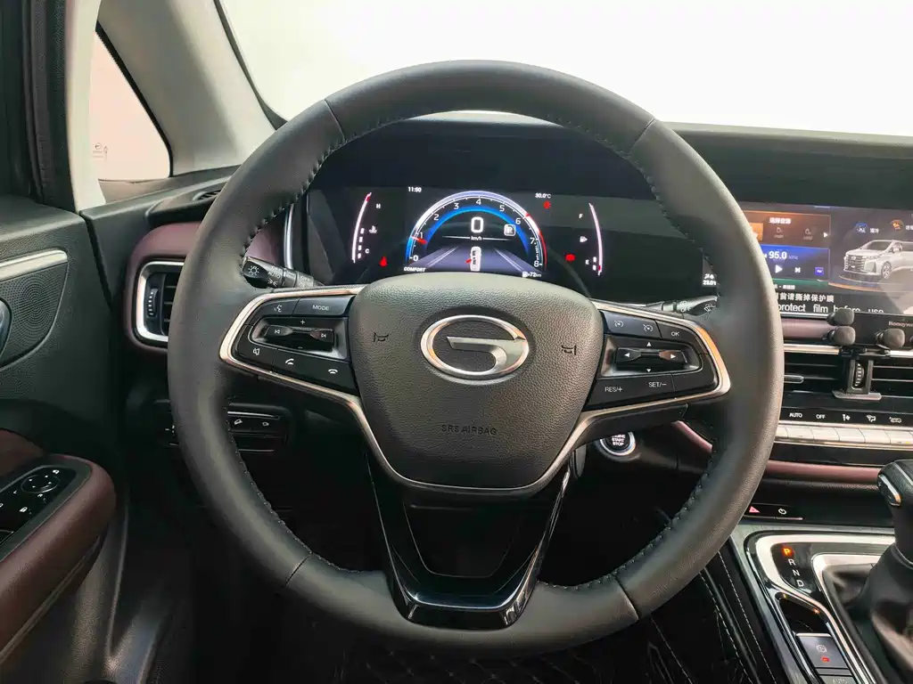 GAC Trumpchi M6 2022 — фото 11