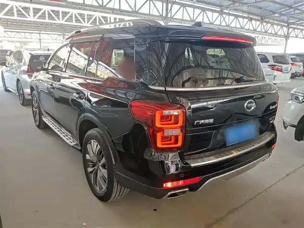 GAC Trumpchi GS8 2017