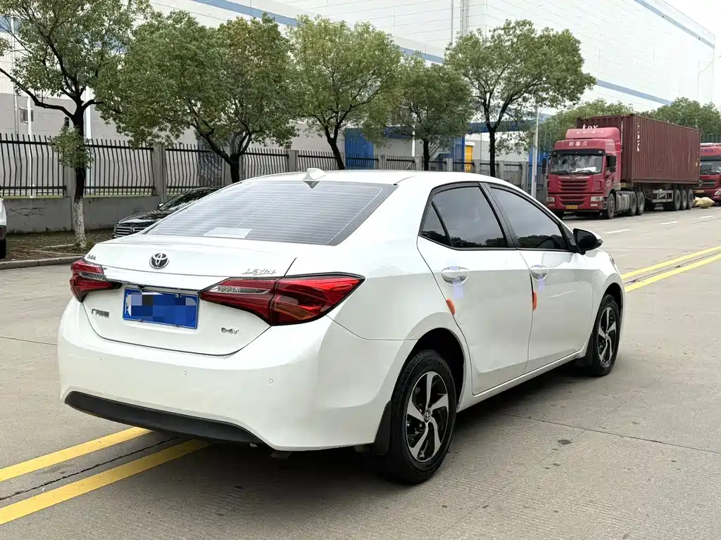 Toyota Levin 2017 — фото 2