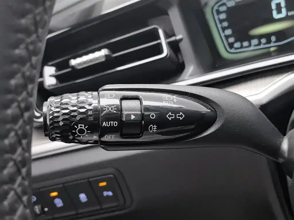 Hyundai Custo 2023 — фото 21