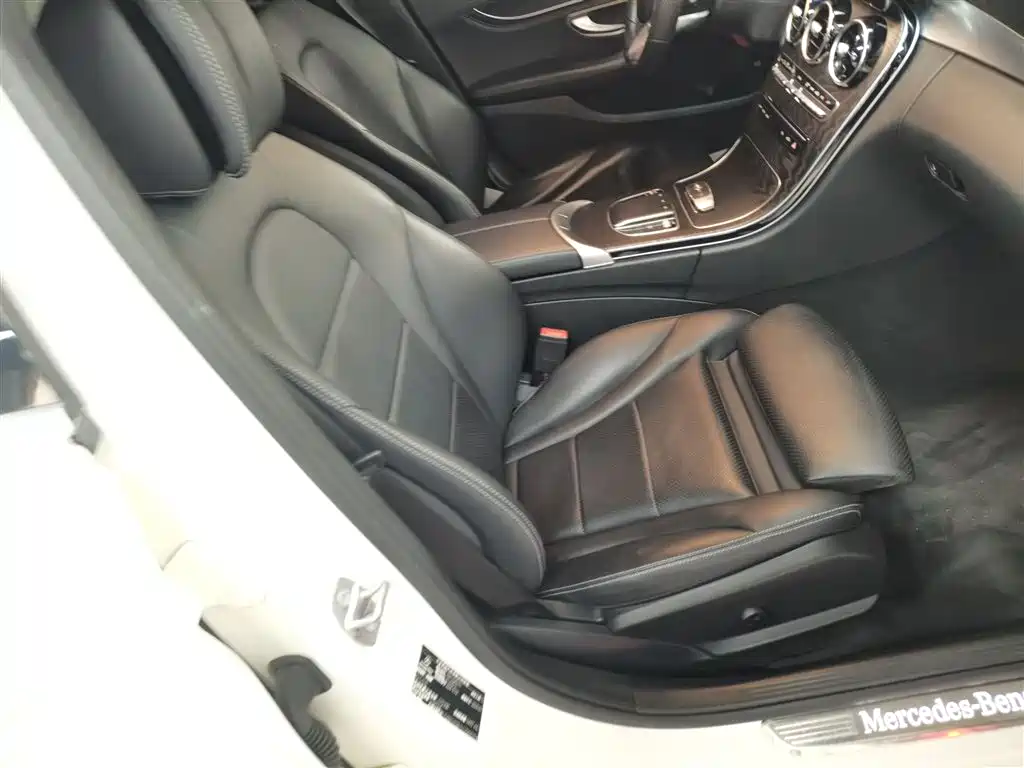 Mercedes-Benz C-Class 2020 — фото 20