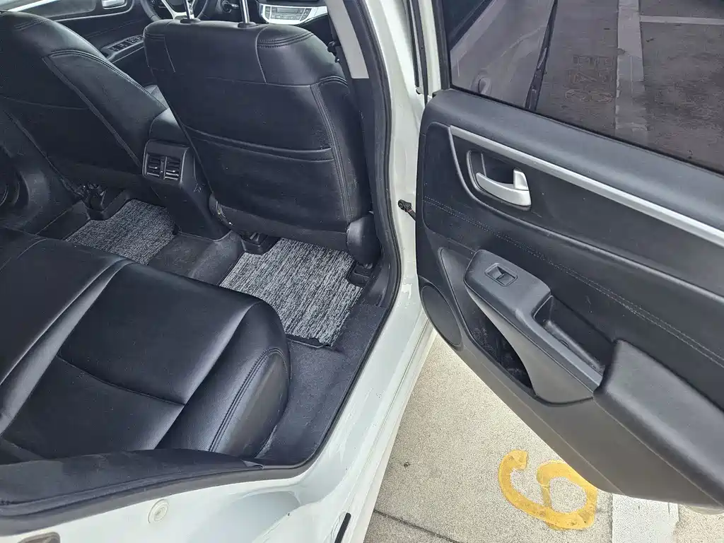 Honda Jade 2017 — фото 16