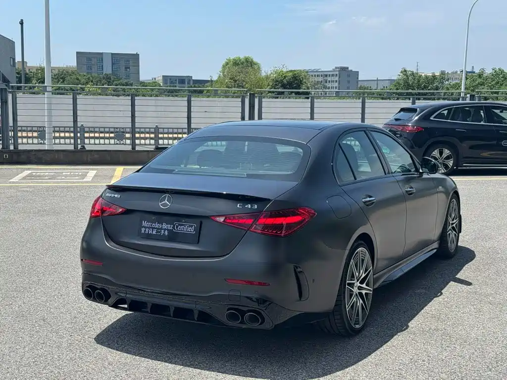 Mercedes-Benz C-Class AMG 2025 — фото 15