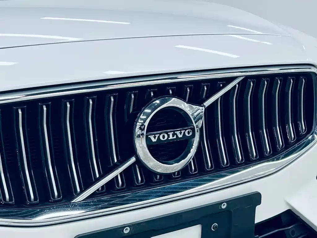 Volvo S60 PHEV 2020 — фото 22