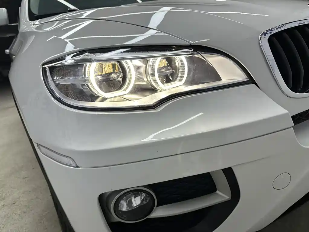 BMW X6 2015 — фото 17