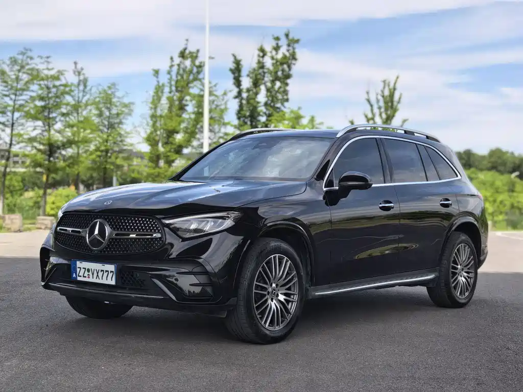 Mercedes-Benz GLC 2023 — фото 1