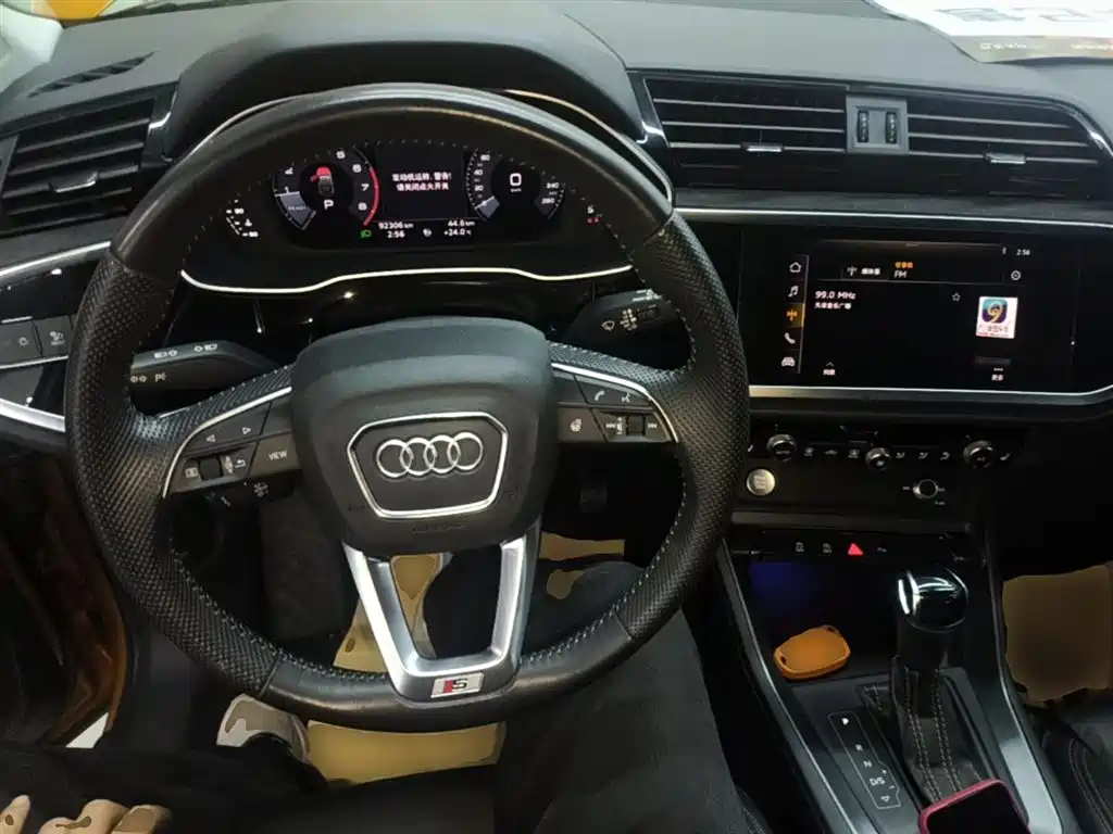 Audi Q3 Sportback 2021 — фото 10