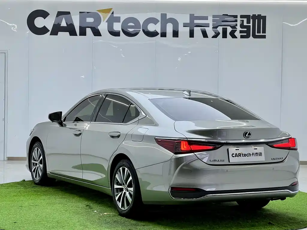 Lexus ES 2021 — фото 3