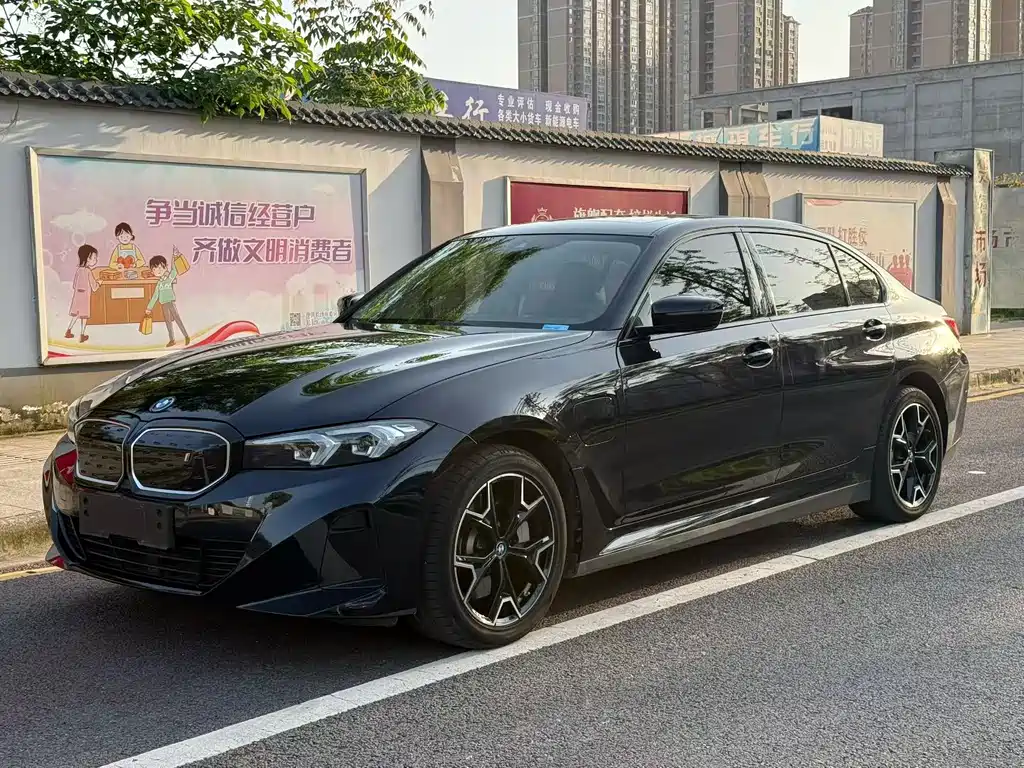BMW i3 2024 — фото 1