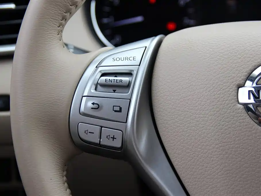 Nissan X-Trail 2015 — фото 18