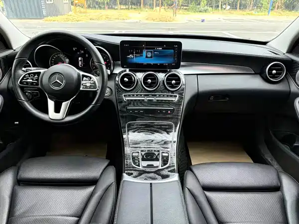 Mercedes-Benz C-Class 2019