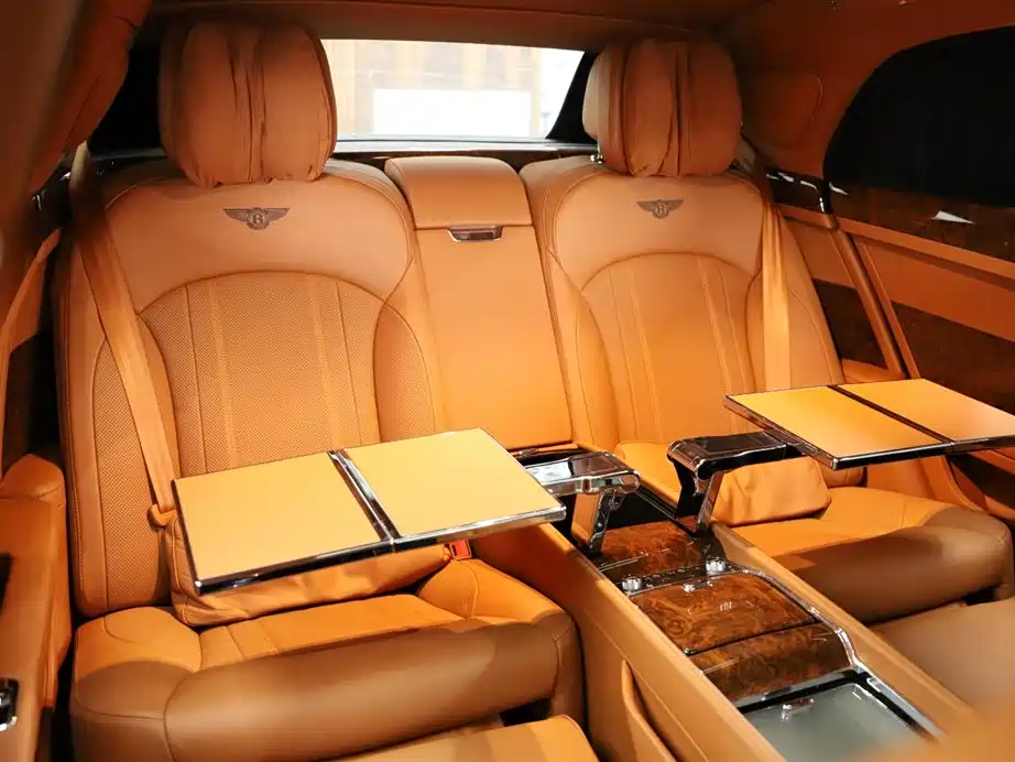 Bentley Mulsanne 2018 — фото 10
