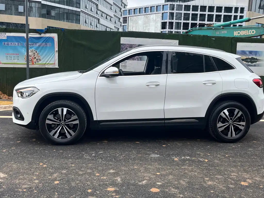 Mercedes-Benz GLA 2021 — фото 4